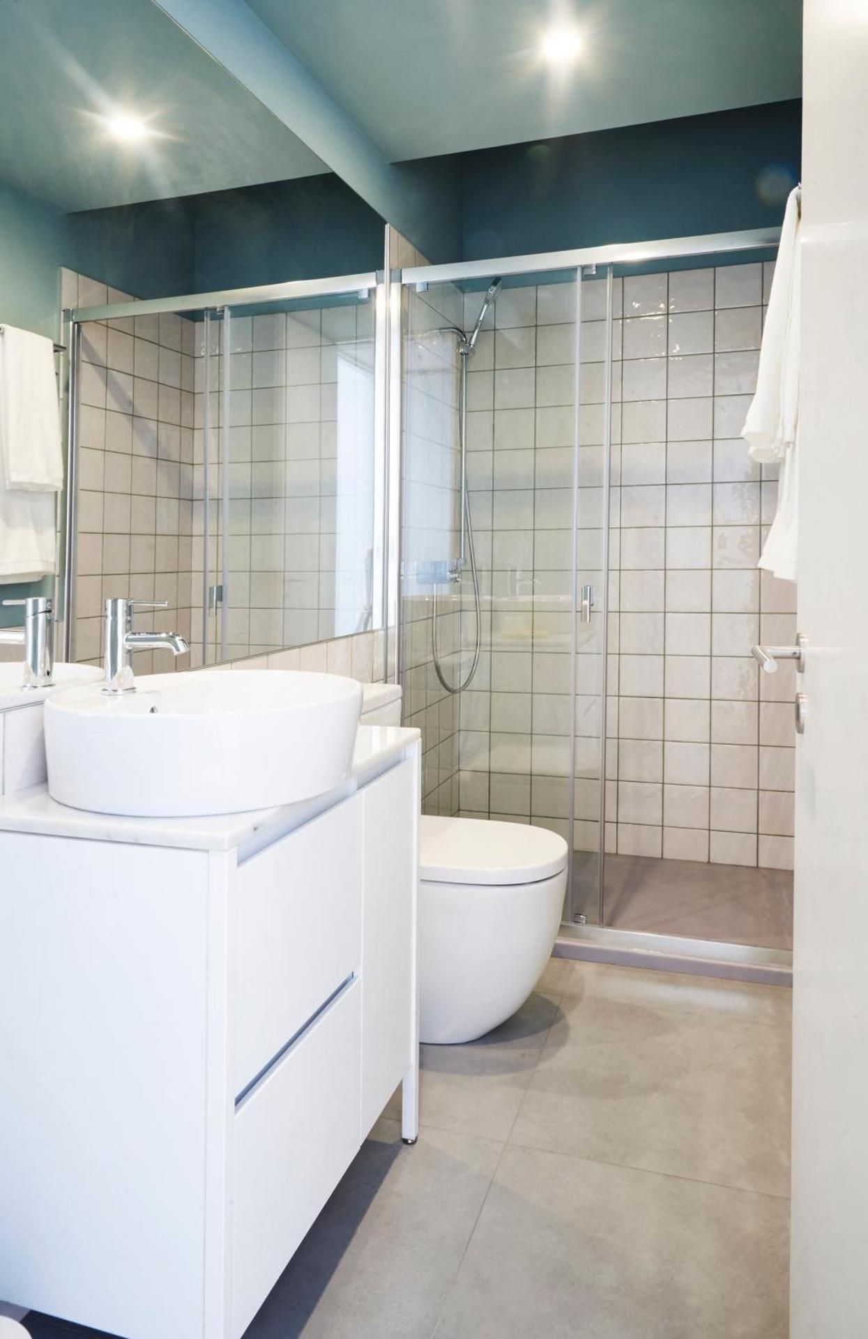 Apartment with Terrace