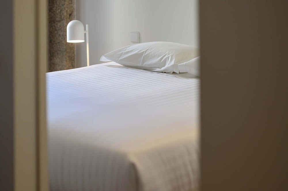 undefined Pause Apartments 4