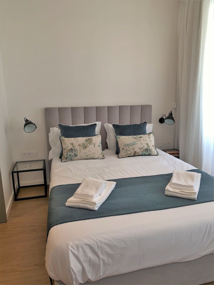 Clérigos Prime Suites by Porto City Hosts