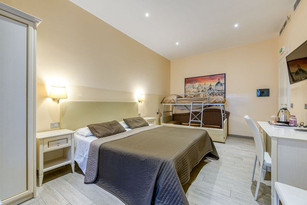 undefined Catone Vatican Suites 2