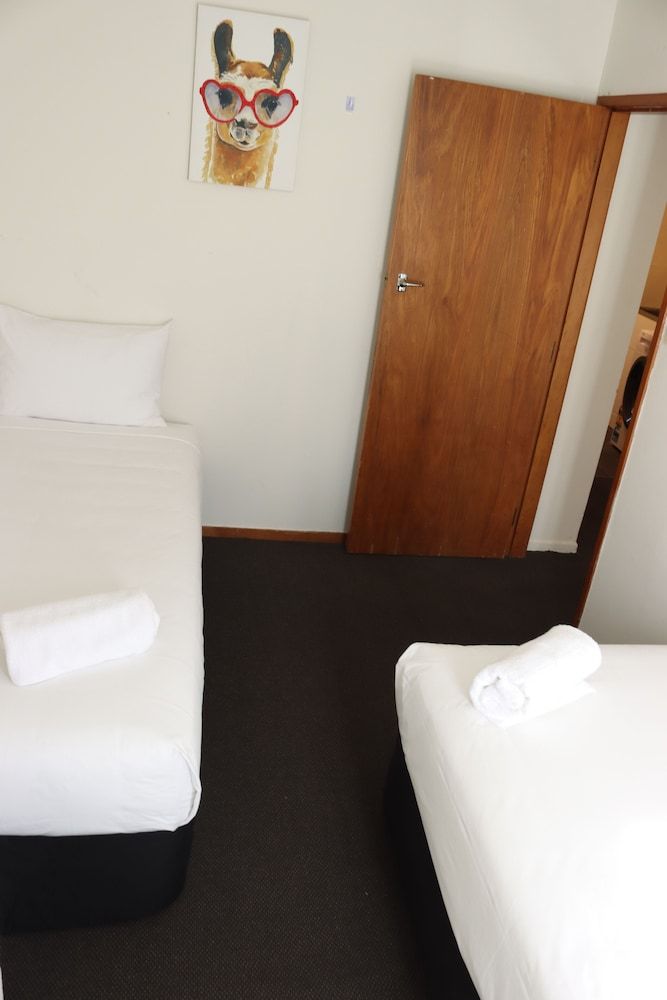 Victoria Apartments Apartment, 2 Bedrooms 3