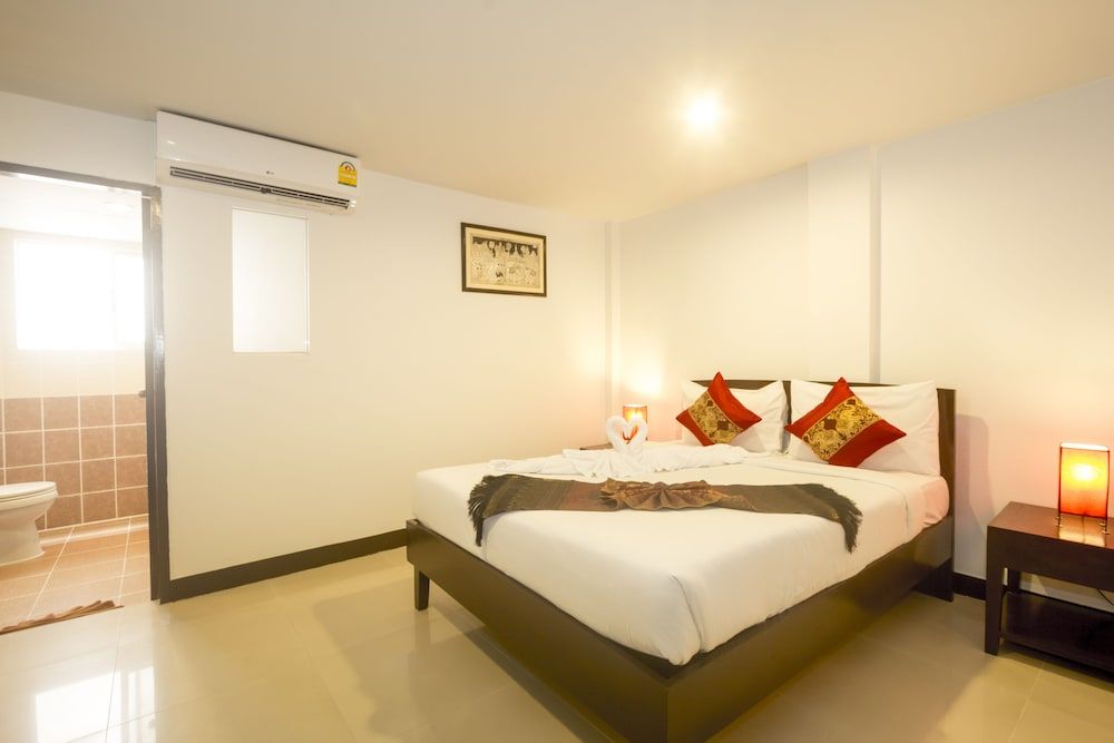 Economy Room (No Window)