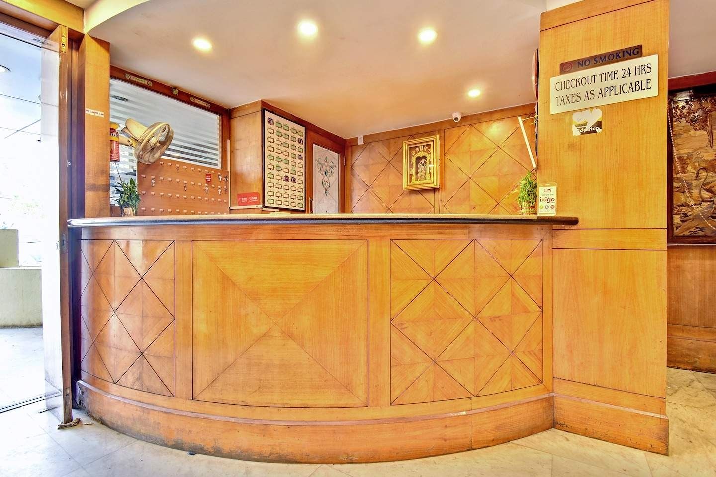 undefined i-ROOMZDMSSuites 3