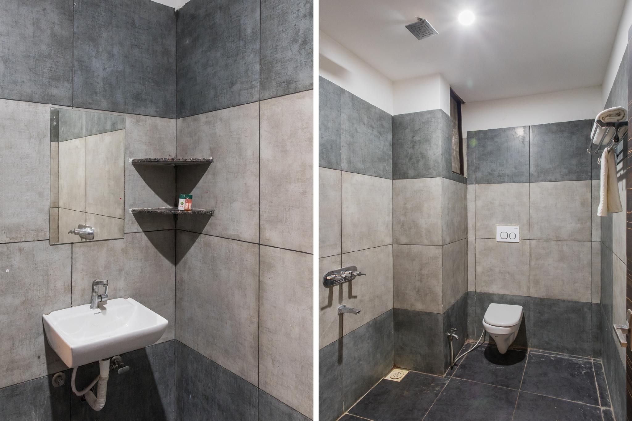 Hotel Nakshtra inn Deluxe Double Room 7