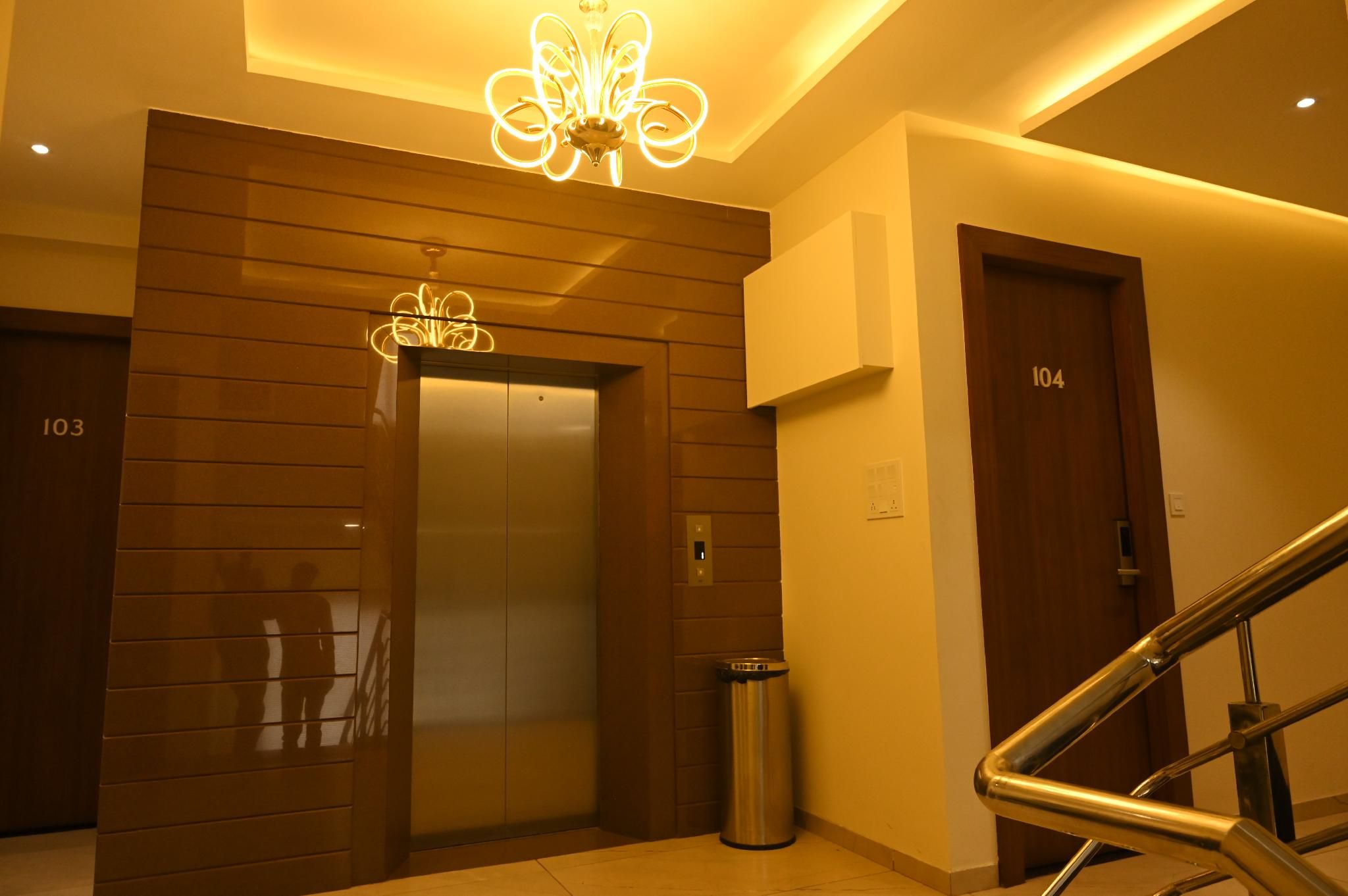 undefined Hotel Embassy 4
