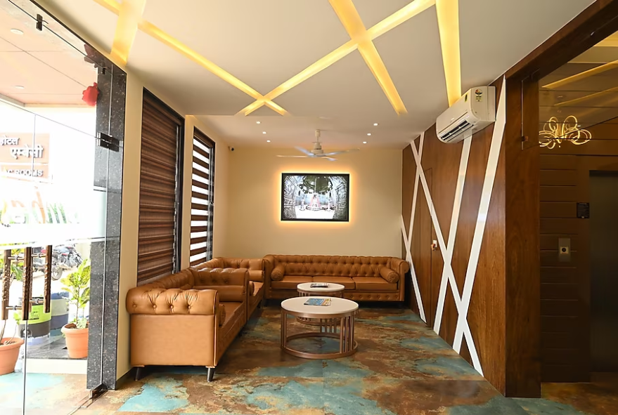 undefined Hotel Embassy 3