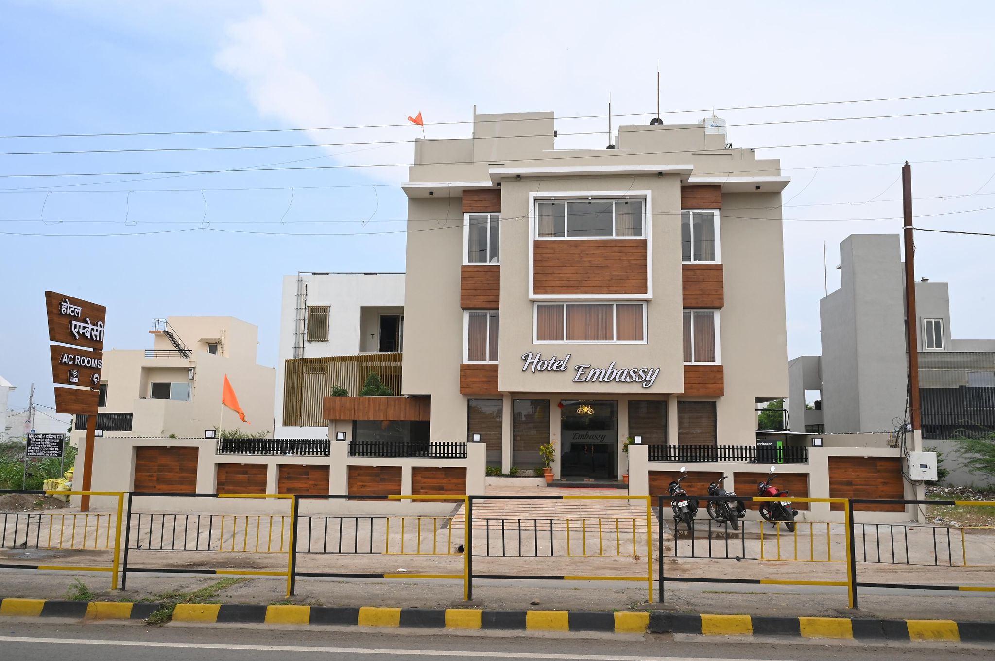 undefined Hotel Embassy 7