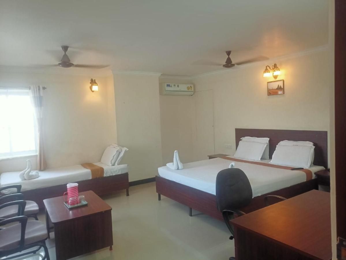 undefined SKY PARK HOTELS 5