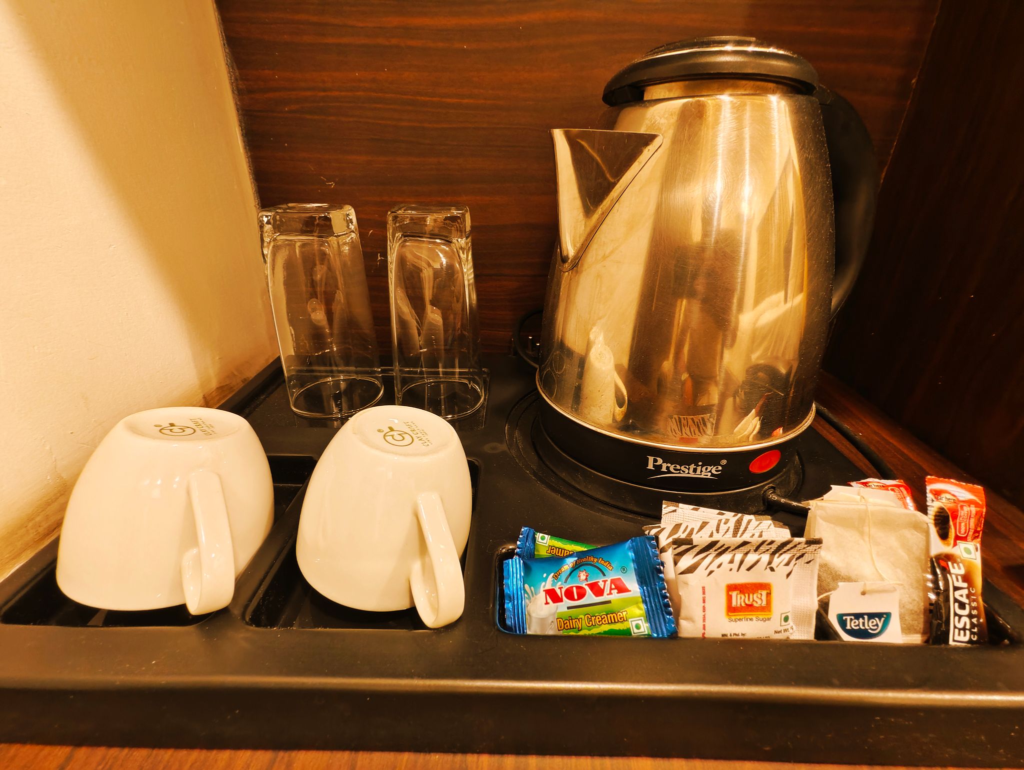 Hotel Meritel Grande, Indore Deluxe Room 8