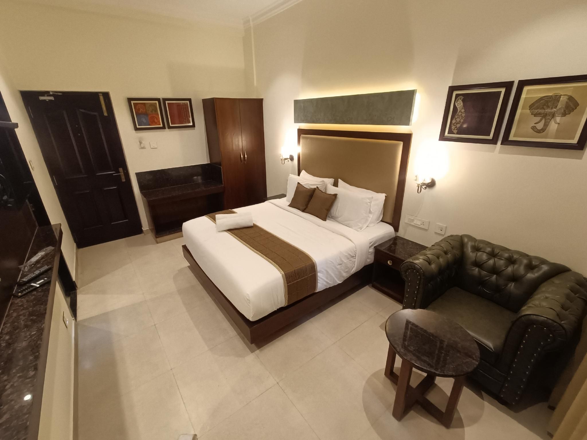 Hotel Comorin Grand Superior Double