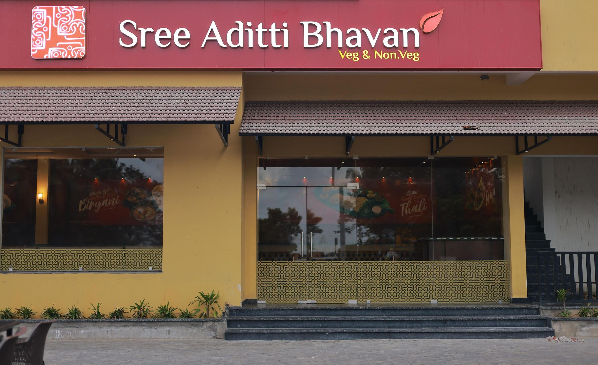 undefined Hotel Comorin Grand 7