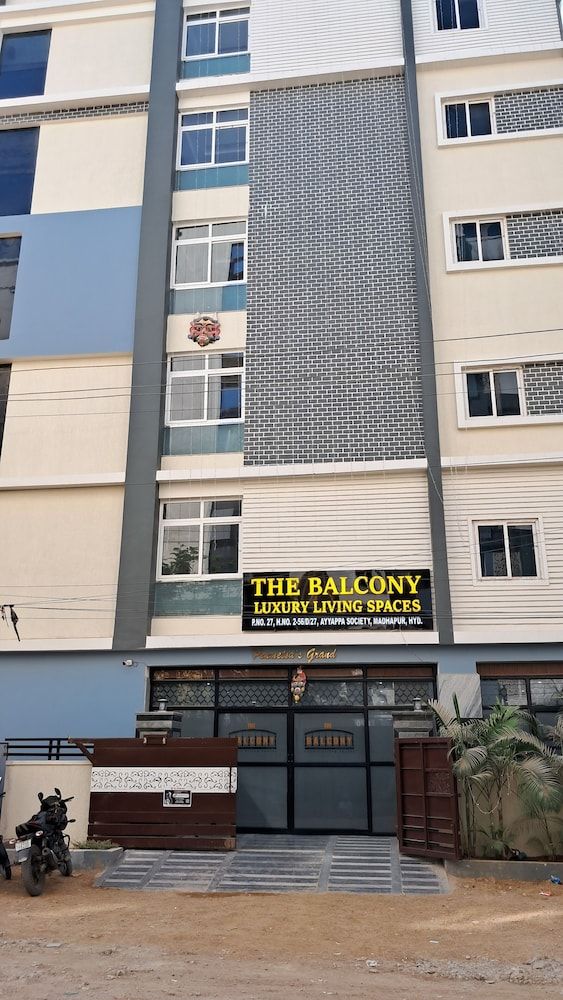 undefined THE BALCONY 6
