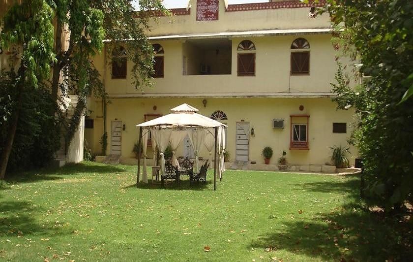 Hotel Exterior
