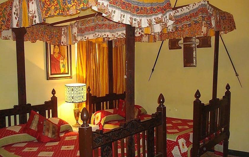 Bissau Palace Deluxe Room 3