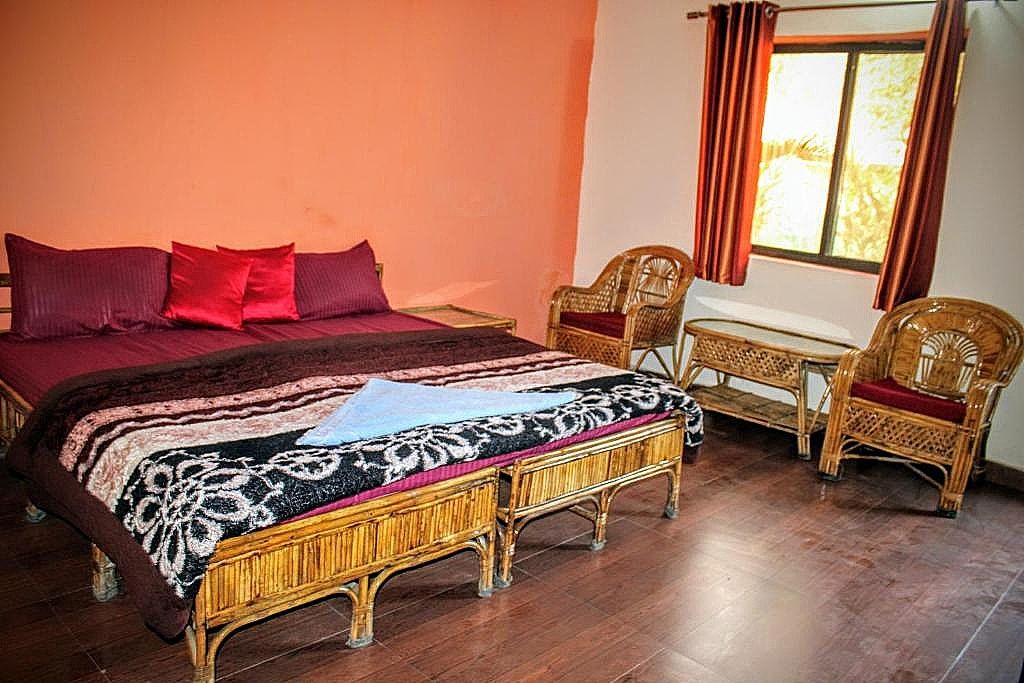 Deluxe Queen Room