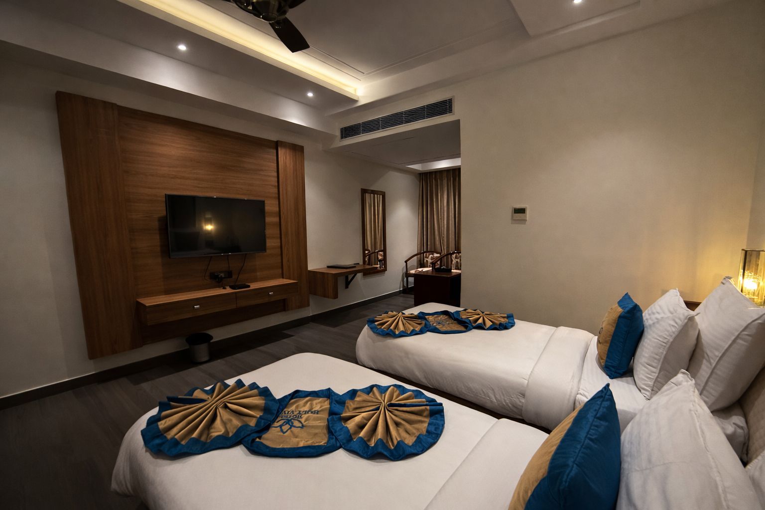Executive Room with Twin Bed