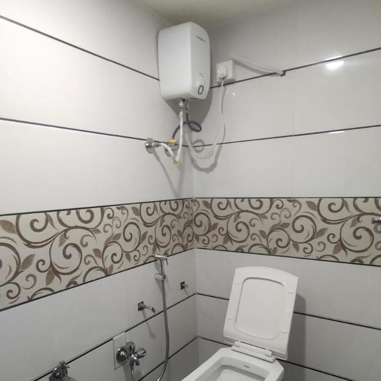 Hotel S G,Vadodara Deluxe AC 4