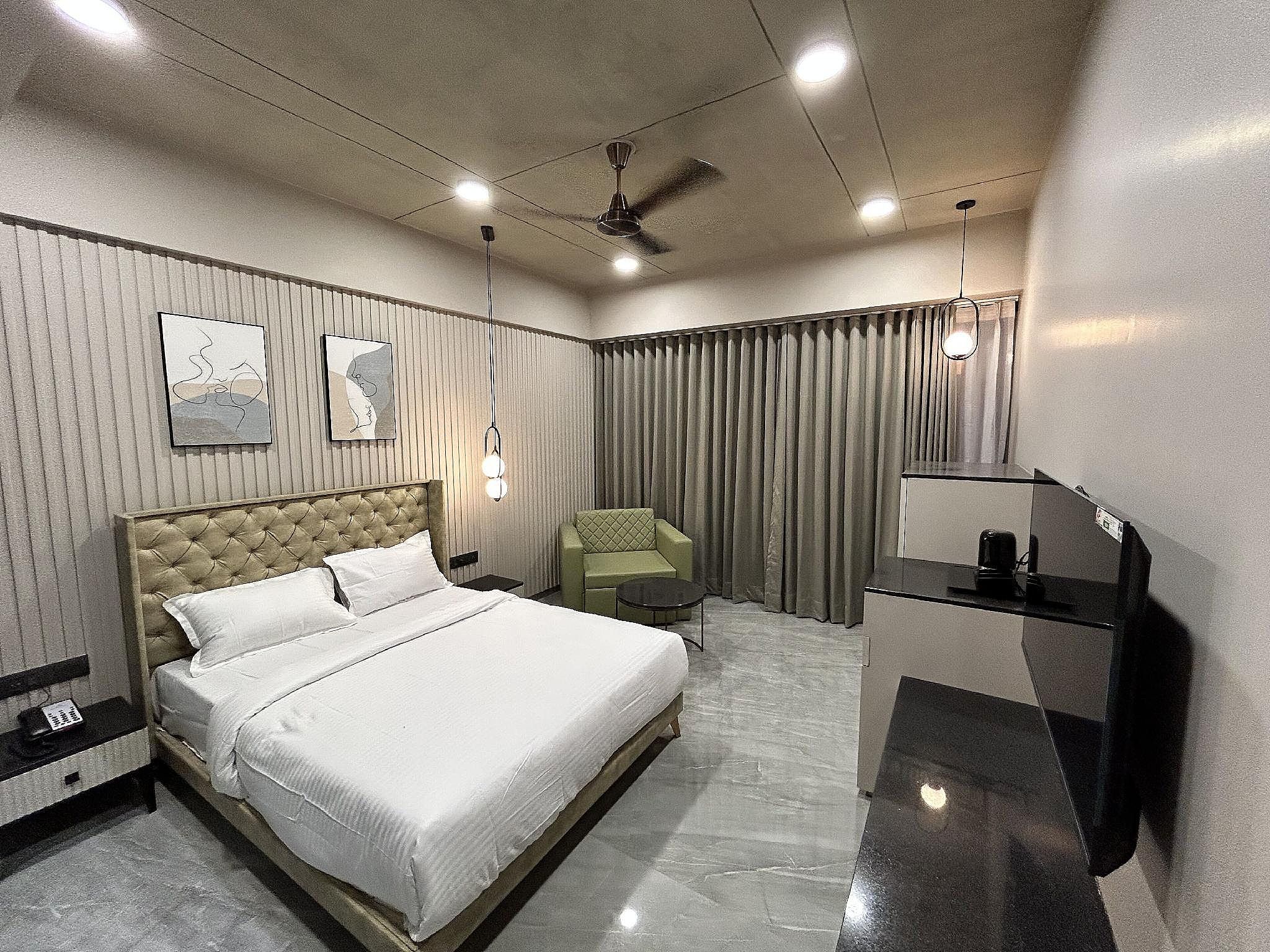 Classic Double Room