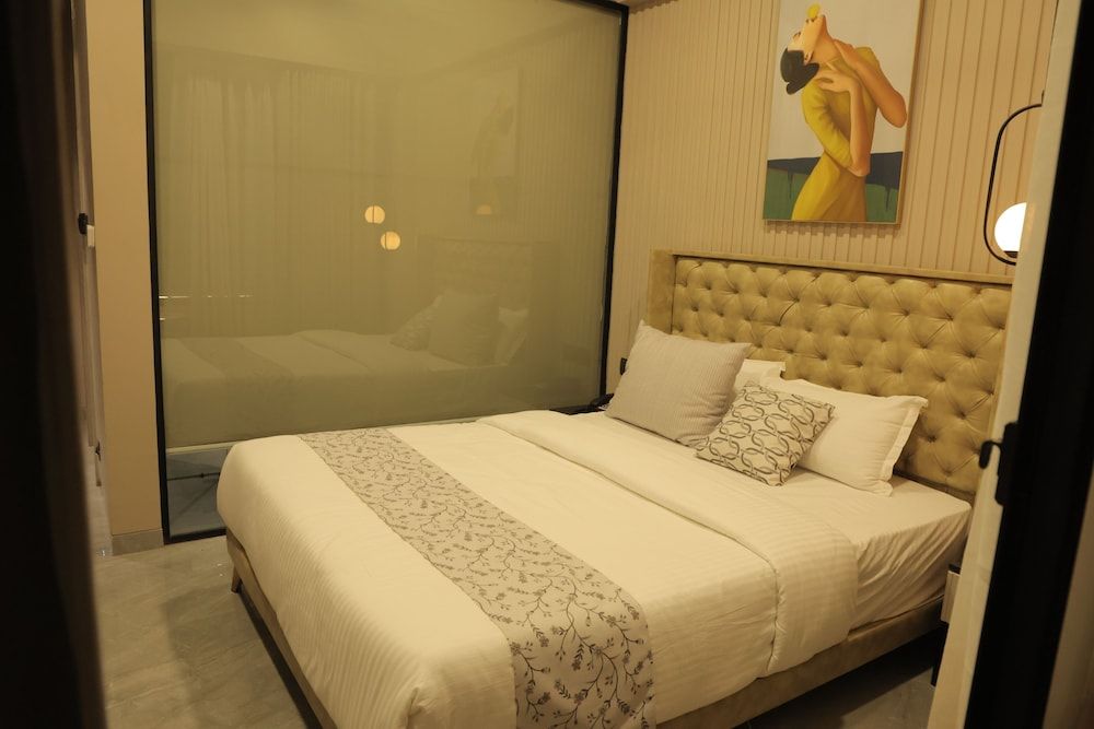 undefined Apricot Hotel Motera 10