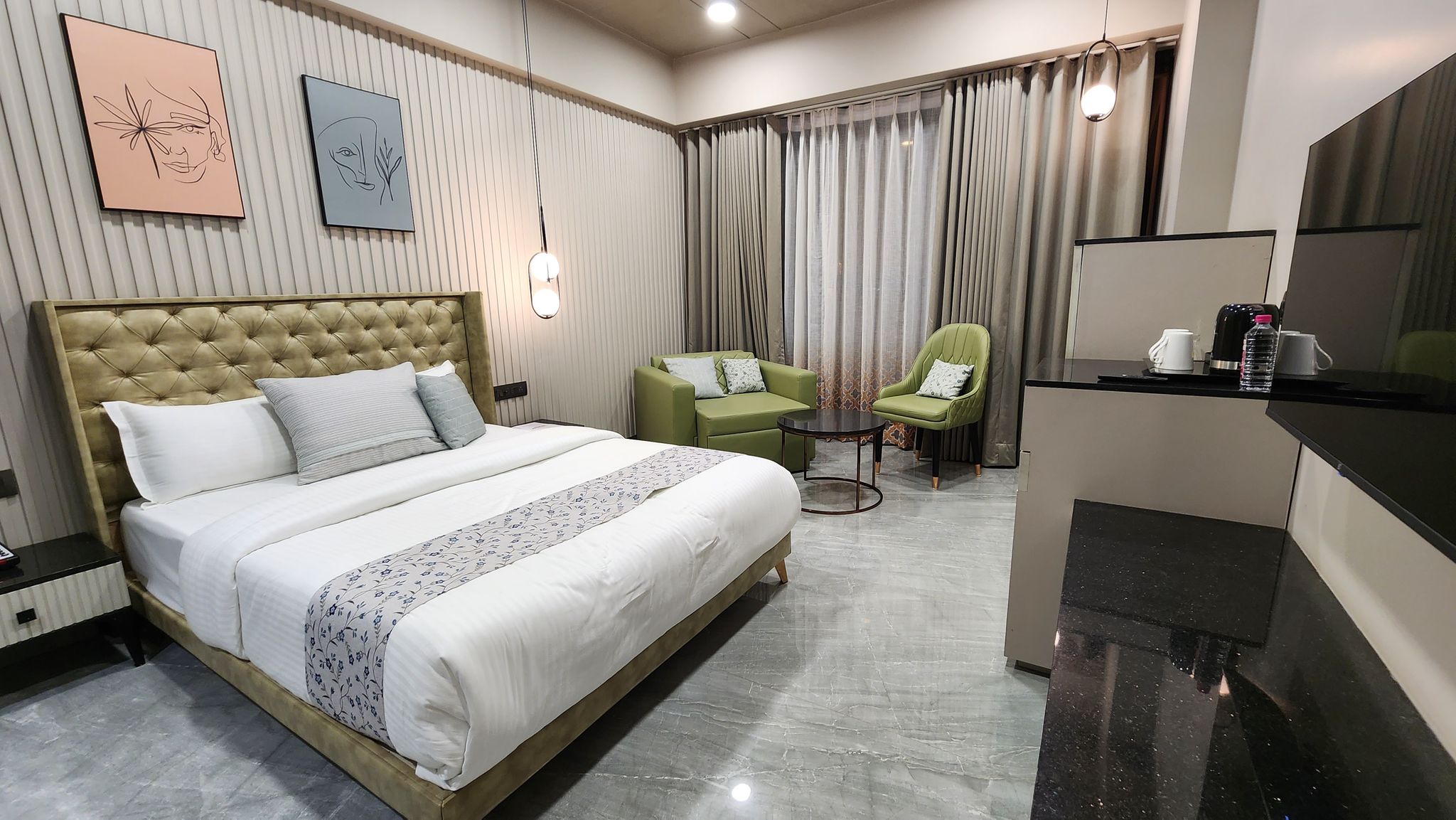 undefined Apricot Hotel Motera 5