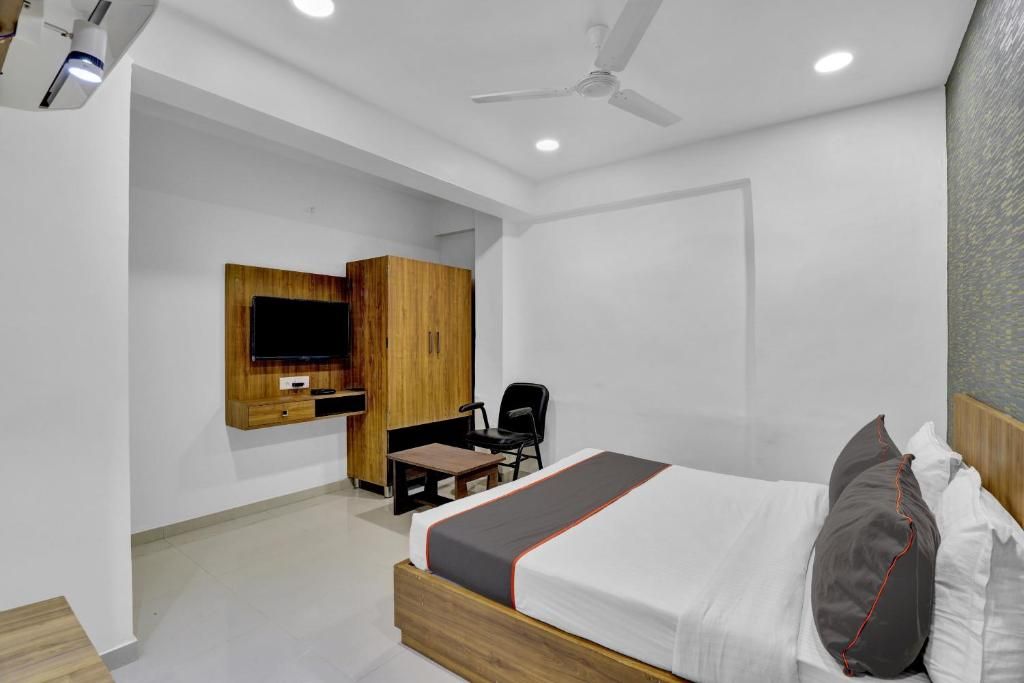 undefined Hotel Royal Mansion, Gandhinagar