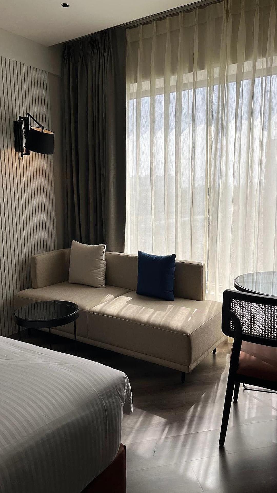 Ramada Encore by Wyndham Indore Nipania Deluxe King Room 5