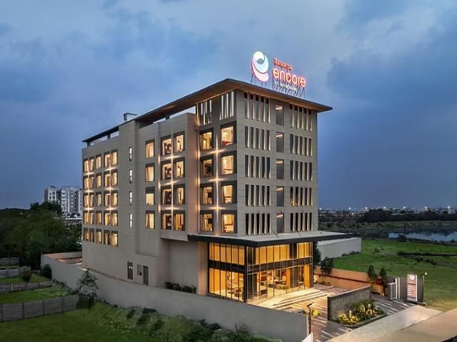 Sheraton Grand Palace Indore - Hotel Price, Reviews, Photos