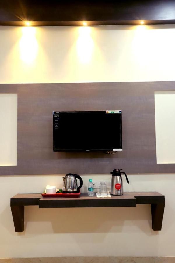 undefined Hotel The Golden Palms ( A unit of MGR Hotels & Resorts) 4