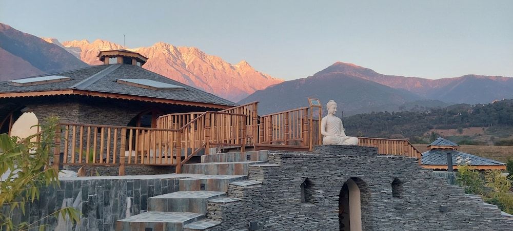Osho Himalayas Wellness Resort
