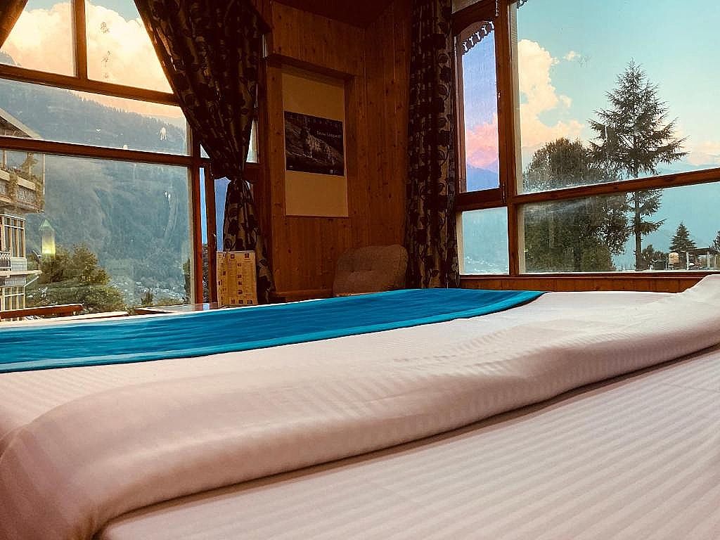 Ram Cottage, Manali Deluxe Room 3