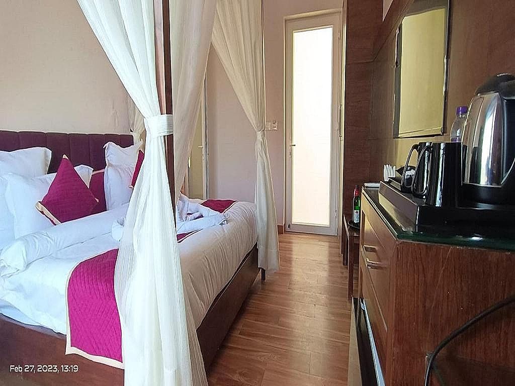 5 States Resorts DELUXE ROOM