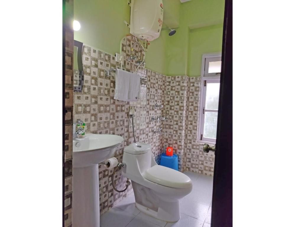 Crassula Blue Moon resort, Pelling, West Sikkim Double Room 6