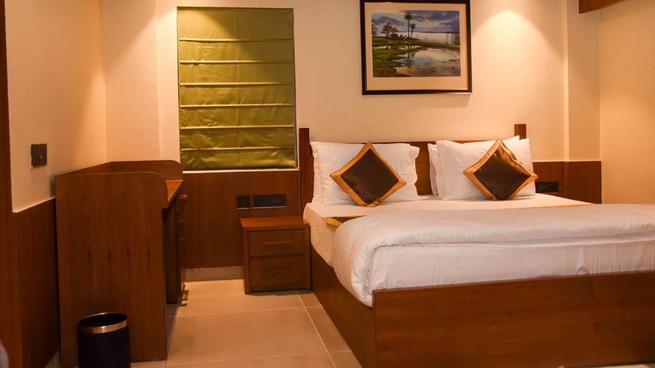 Luxury Amar Tree Resort Superior King Room