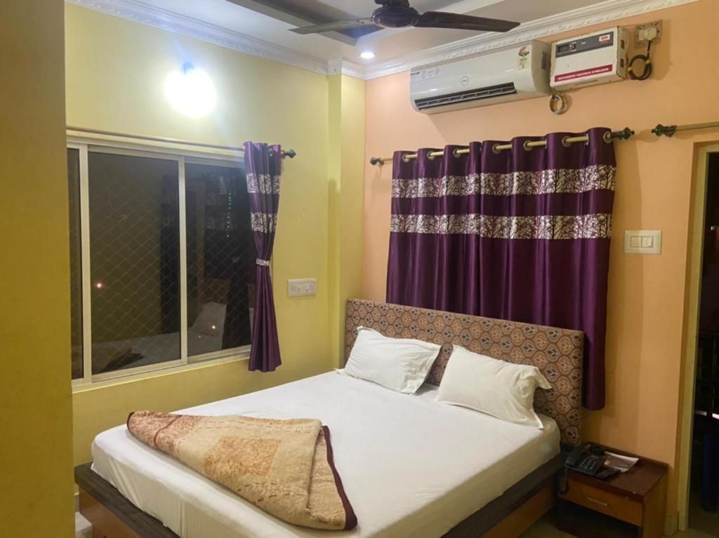 Sunshine Puri Deluxe AC Room 2