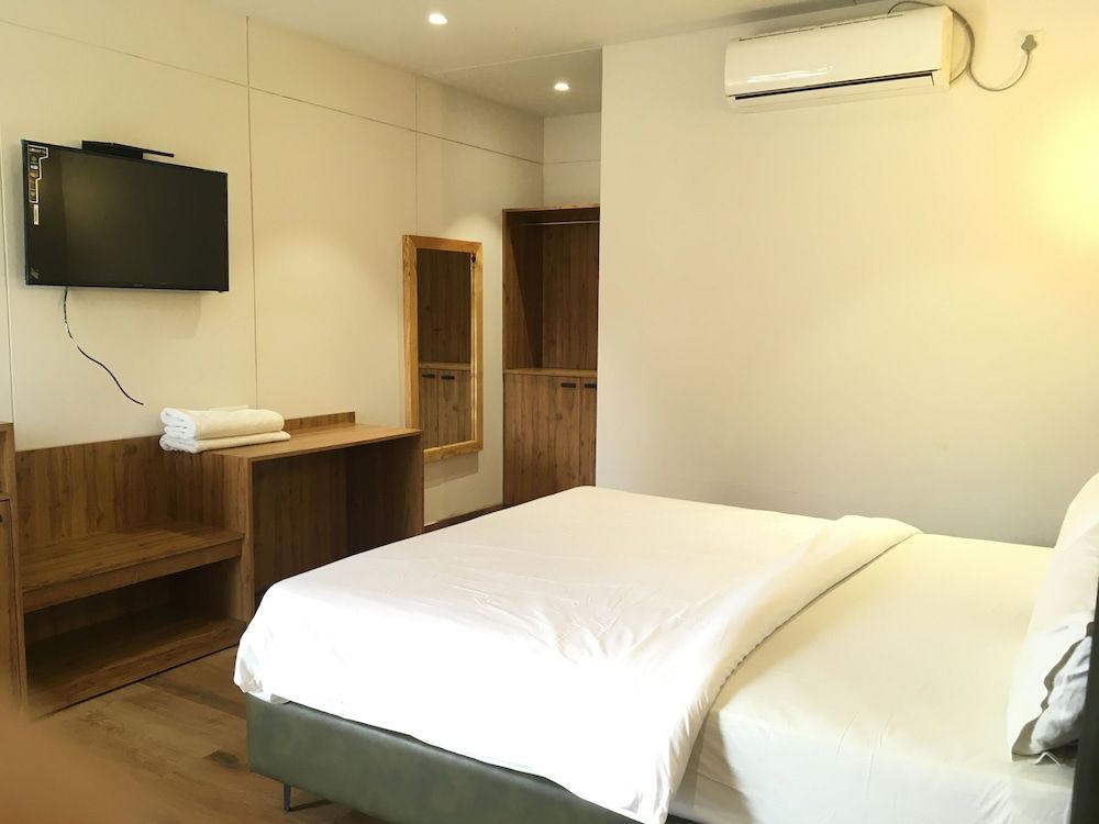 VITS Daman Devka Beach Cottage Room 6