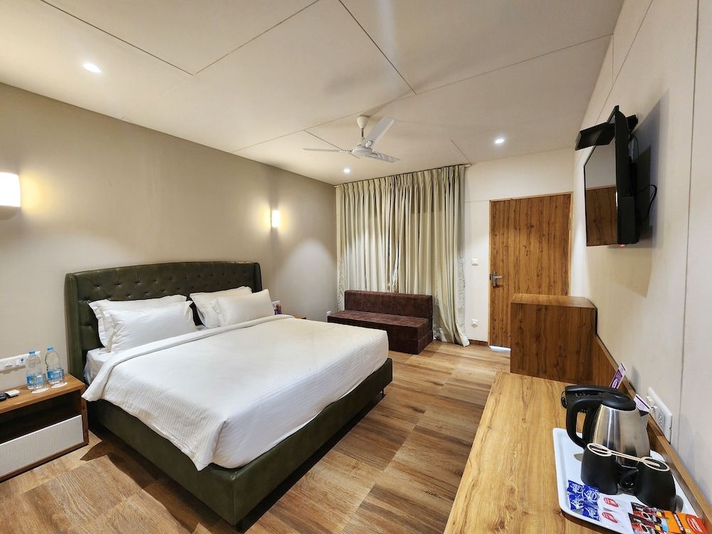 VITS Daman Devka Beach Cottage Room 3