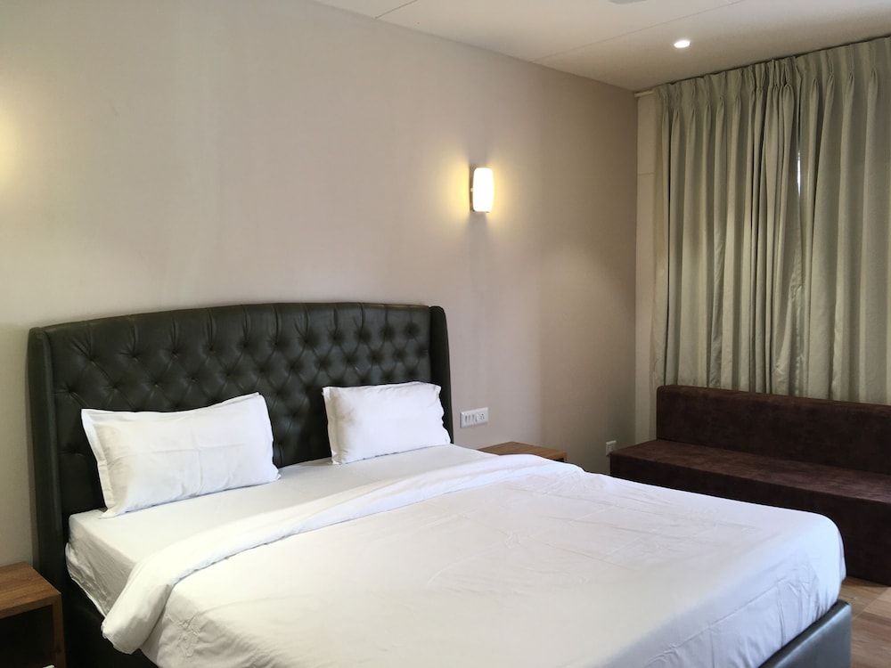 VITS Daman Devka Beach Cottage Room 12