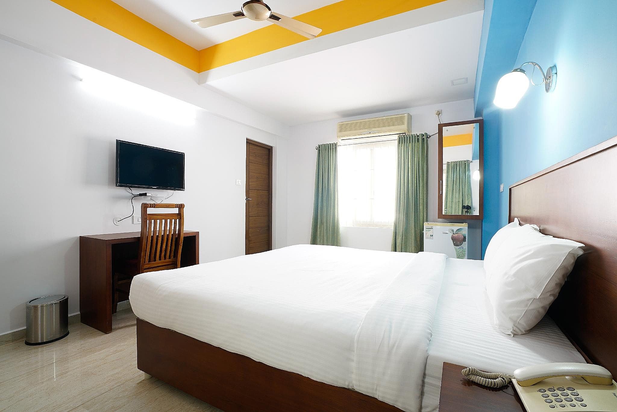 Classic Room with King Bed