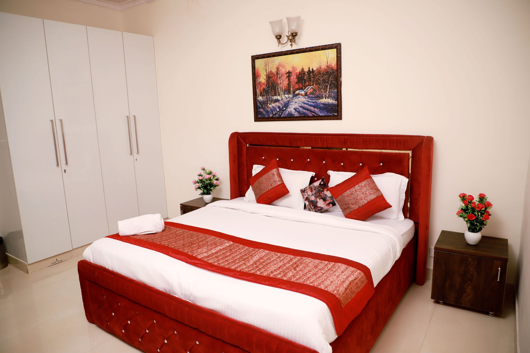 Fortune Home Service Apartment 2BHK - 2A, E28 Saket  Two-Bedroom Apartment 8