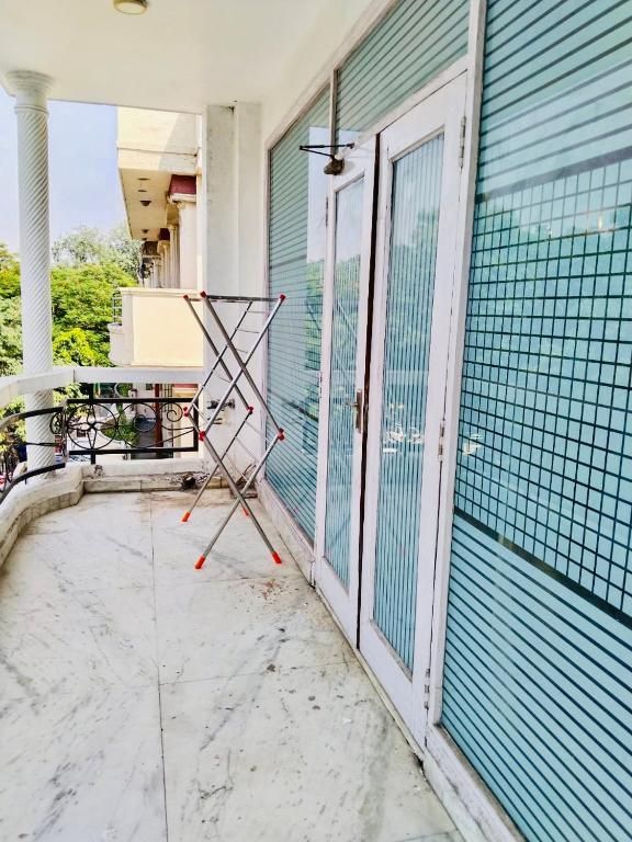 Fortune Home Service Apartment 2BHK - 2A, E28 Saket  Two-Bedroom Apartment 11