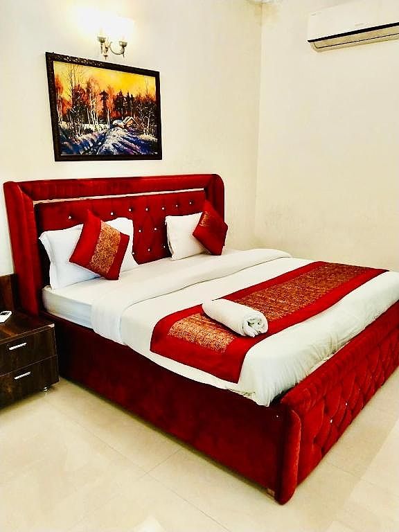 Fortune Home Service Apartment 2BHK - 2A, E28 Saket  Two-Bedroom Apartment 6