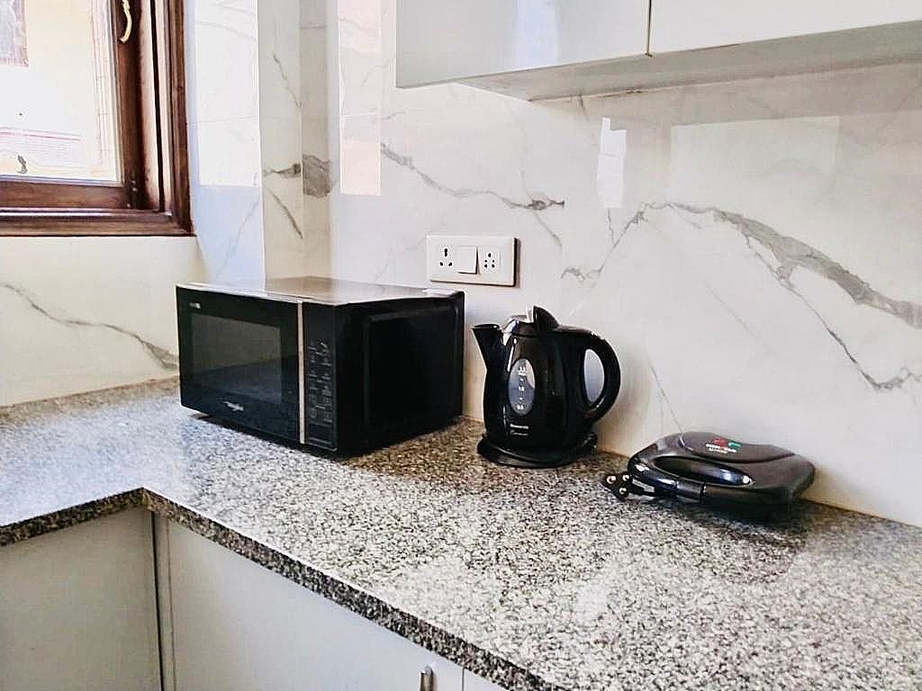 Fortune Home Service Apartment 2BHK - 2A, E28 Saket  Two-Bedroom Apartment 20