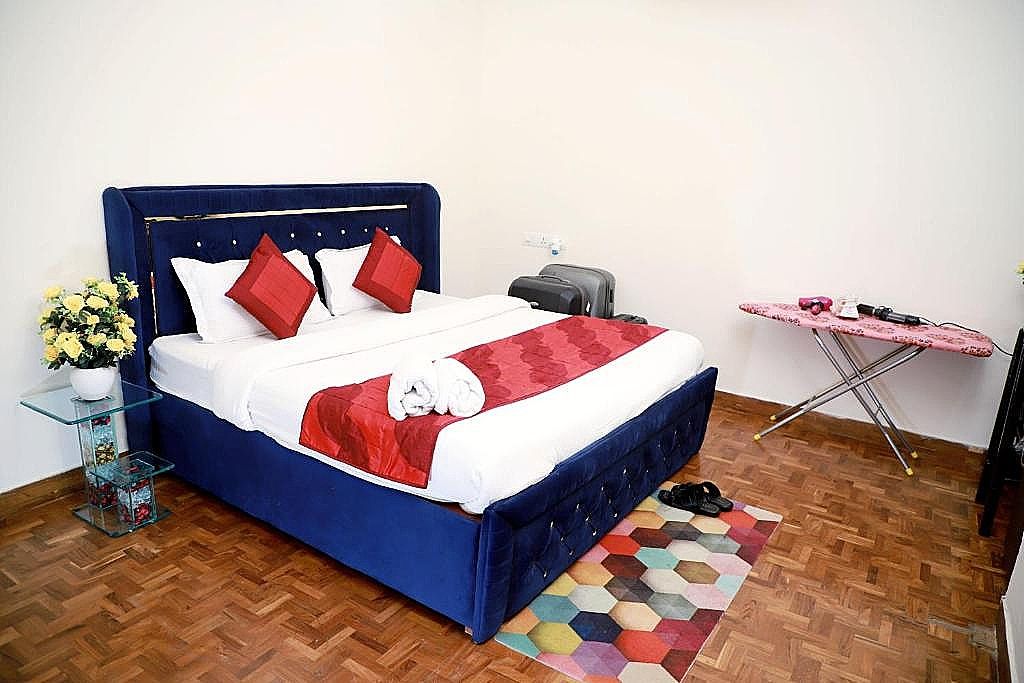 Fortune Home service apartment 2BHK- E28 Saket 1A Two-Bedroom Apartment 3