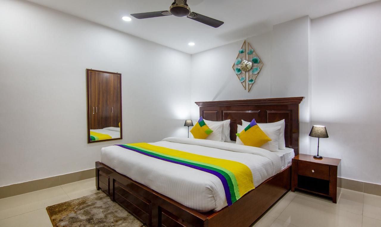 Deluxe Double Room with Balcony