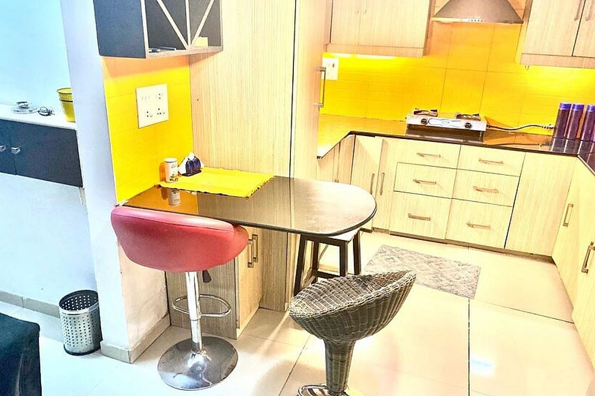 2Bhk Fortune HomeL-96A Saket Near Max 2 Bhk Apartment 3