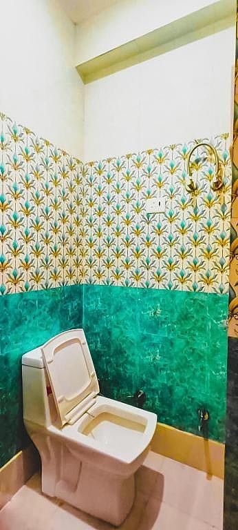 Sky Residency Deluxe Double Room (2 Adults + 1 Child) 8