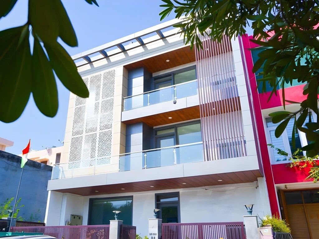 undefined Luxury Stays Sector 12 Noida