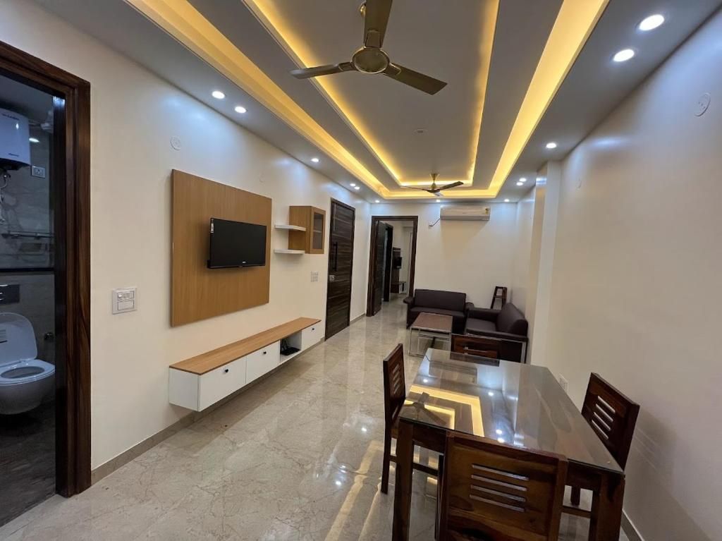 Lime Tree Two BHK Service Apartment Golf Course Road Gurgaon Two-Bedroom Apartment 53