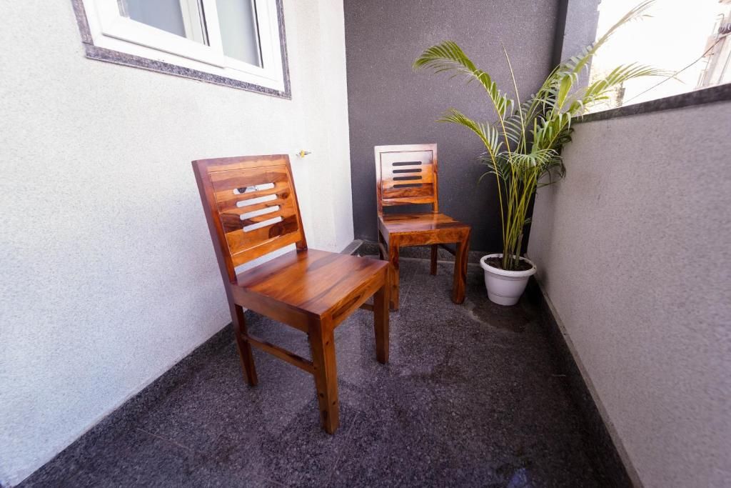 Lime Tree Two BHK Service Apartment Golf Course Road Gurgaon Two-Bedroom Apartment 10