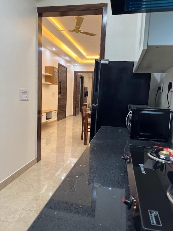 Lime Tree Two BHK Service Apartment Golf Course Road Gurgaon Two-Bedroom Apartment 57